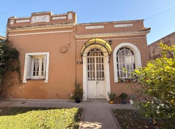 Casa · 689m² · 4 Ambientes · 3 Cocheras · Casa - Lomas de Zamora