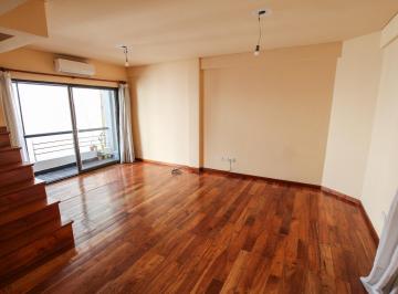 Departamento · 90m² · 3 Ambientes · 1 Cochera · Departamento de 3 Ambientes, Dos Plantas, con Cochera, en Belgrano, Super Luminoso!