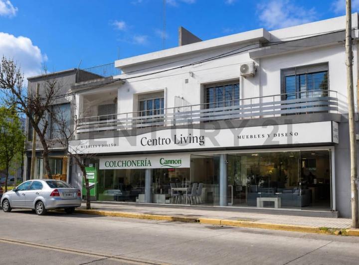 Local comercial · 1000m²