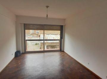 Departamento de 4 ambientes, Córdoba · Hermoso Depto 2 Dorm con Balcon y Lavadero Frte Plaza Colon en Venta!