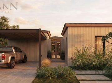 Casa · 256m² · 8 Ambientes · 4 Cocheras · Venta Casa 4 Domitorios en Tilbury, Pilará a Estrenar