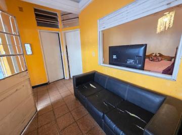PH · 195m² · 7 Ambientes · 2 Cocheras · Venta. Villa Devoto. PH 6 Ambientes. Patio.