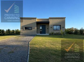 Casa · 83m² · 3 Ambientes · 2 Cocheras · Venta Casa Amoblada en Barrio Las Perdices II Guernica