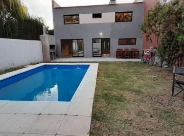Casa · 120m² · 4 Ambientes · 2 Cocheras · Venta - Casa 4 Amb - a Estrenar - Pileta - Chascomús
