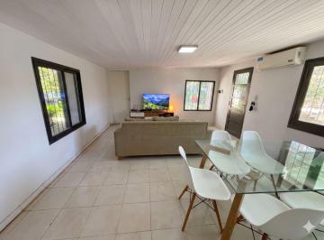 Casa · 67m² · 3 Ambientes · Venta/casa con Pileta/bella Italia/credito Hip.