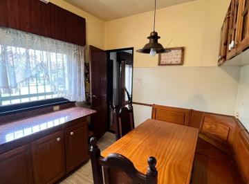 Casa · 211m² · 7 Ambientes · 4 Cocheras · Casa en Venta en Escobar - 7 Ambientes Apto Credito