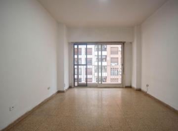 Departamento · 60m² · 3 Ambientes · Venta Depto 3 Amb en Avellaneda Centro C/balcón