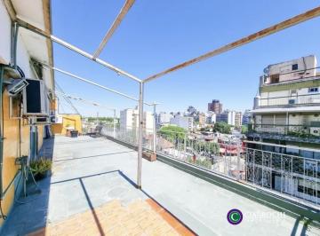 Departamento · 80m² · 3 Ambientes · 1 Cochera · Luminoso Semipiso de 3 Amb. C/balcón Terraza y Cochera