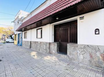 PH · 80m² · 4 Ambientes · 1 Cochera · PH en Venta en Calle 58 Entre 18 y 19