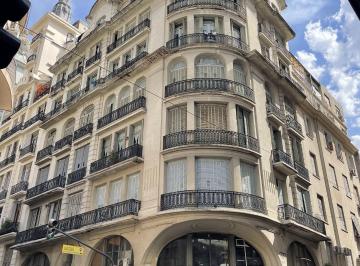 Departamento de 5 ambientes, San Nicolás · Oportunidad Semipiso de 110 m² con 4 Dorm. en Venta a Reciclar en San Nicolás