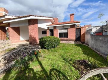 PH · 324m² · 4 Ambientes · 2 Cocheras · Propiedad Ubicada a Media Cuadra de Av, Carcano.