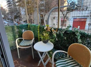Departamento · 61m² · 4 Ambientes · Alquiler Departamento 4 Ambientes con Balcón Flore