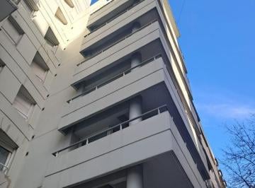 Departamento · 58m² · 2 Ambientes · 1 Cochera · Departamento de Dos Ambientes en Venta en Recoleta, Caba