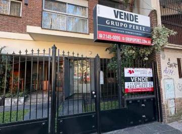 Local comercial , Quilmes · Salon Comercial - 190 m² Aprox