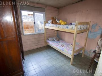 PH · 86m² · 4 Ambientes · Venta PH Tipo Casa 4 Ambientes con Patio en Isidro Casanova