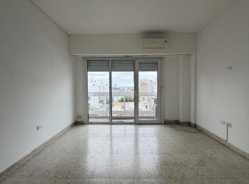 Departamento · 65m² · 4 Ambientes · Microcentro - 2 D - 2 Baños - Balcon