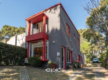 Casa · 104m² · 4 Ambientes · 2 Cocheras · Casa en Venta en Pinamar