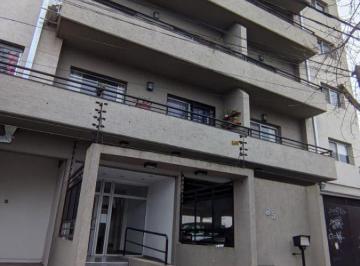 Departamento de 2 ambientes, Tigre · Departamento de 2 Ambientes con Cochera en Alquiler – Tigre Centro