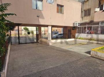 PH · 45m² · 2 Ambientes · 1 Cochera · PH 2 Ambientes con Balcón y Espacio Guardaauto en Parque Patricios