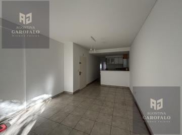 Departamento · 65m² · 3 Ambientes · Alquioler Departamento 3 Ambientes con Balcón Al Frente Sin Expensas en Parque Chacabuco