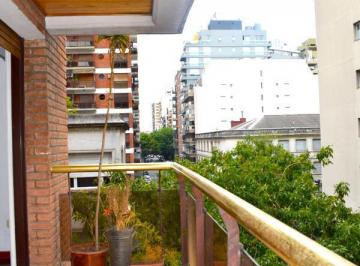 Departamento · 65m² · 3 Ambientes · 1 Cochera · Semipiso con Cocina Comedor 2 Dor con Balcon (T/luz y Sol) con Cochera Fija