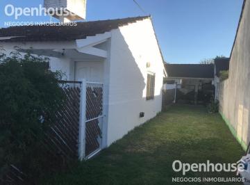 Casa · 47m² · 3 Ambientes · Alquiler Casa con Jardin 3 Amb Complejo Villa Morra Pilar