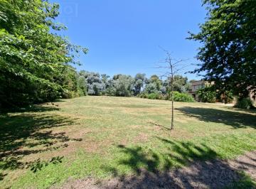 Terreno · 1950m² · Venta Terreno 1950 m² en San Joaquin, Exaltacion de La Cruz, Acepta Vehículo