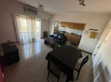 Departamento de 2 ambientes, Avellaneda · Alquiler de Amplio Dos Ambientes Amoblado en Dominico, Excelente Ubicación