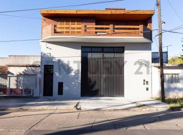 Casa · 290m² · 4 Ambientes · Venta Permuta en Block – Depósito con PH 4 Ambientes en Villa Bosch Apto Credito