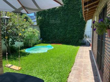 Casa · 150m² · 4 Ambientes · 1 Cochera · Casa Chalet en Alquiler en San Isidro, G. B. a. Zona Norte, Argentina
