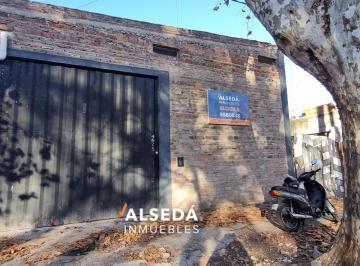 Bodega-Galpón · 195m² · Galpón en Echesortu - 195 m²