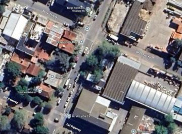 Terreno · 210m² · Lote Multifamiliar / Comercial / Indrustrial