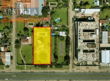 Terreno · 418m² · 6 Ambientes · Fracción Comercial 3450 m² C/ Mejoras - 39 m de Frente S/ Av - Villa Luzuriaga