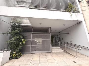 Departamento · 47m² · 2 Ambientes · Semi Piso de un Dormitorio en Venta en Villa Crespo.