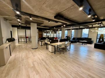 Oficina comercial · 250m² · 6 Ambientes · 2 Cocheras · Venta de Oficina de 250 m² en Parque Patricios | Polo Tecnológico