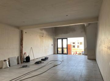 Local comercial · 88m² · 3 Ambientes · 2 Cocheras · Local en Venta en Docta Sobre Boulevard