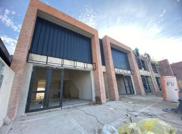 Local comercial · 88m² · 3 Ambientes · 2 Cocheras · Local en Venta en Docta Sobre Boulevard