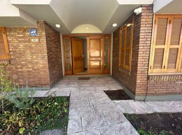 Casa · 350m² · 5 Ambientes · Casaugarte, La Puntilla, Lujan de Cuyo