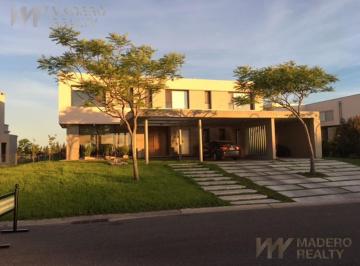 Casa · 507m² · 8 Ambientes · 4 Cocheras · Casa Venta en El Golf Nordelta