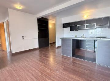 Departamento · 63m² · 3 Ambientes · 1 Cochera · Vende 3 Amb con 2 Baños + Cochera