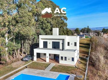 Casa · 280m² · 5 Ambientes · 1 Cochera · Casa en Venta a Estrenar en Potrero de Garay - Escritura