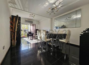 PH · 90m² · 3 Ambientes · 1 Cochera · PH 3 Plantas con Terraza, Quincho y Cochera, en Mataderos