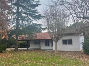 Casa · 120m² · 3 Ambientes · 2 Cocheras · Casa en Venta en Country Mapuche