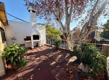PH · 150m² · 4 Ambientes · PH Para Refaccionar con Terraza