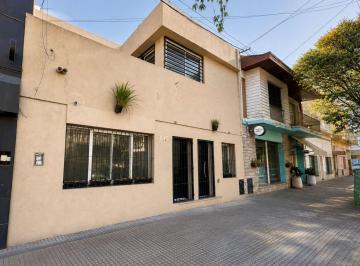 Casa · 189m² · 4 Ambientes · Casa en Venta La Plata 3 Dorm. 1 Escritorio