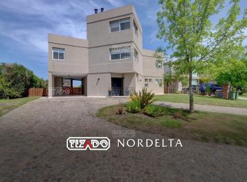 Casa · 280m² · 4 Ambientes · 2 Cocheras · Casa en Venta en Cabos del Lago, Nordelta, Tigre