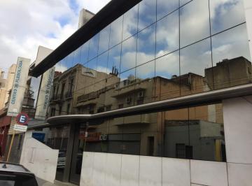 Oficina comercial · 1100m² · 20 Ambientes · Oficina en Venta en Centro Apto Consultorios/ Obra Social