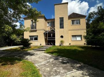 Casa · 277m² · 5 Ambientes · 1 Cochera · Casa en Venta en Santa Isabel I, Escobar, G. B. a. Zona Norte