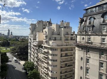 Departamento · 277m² · 7 Ambientes · 1 Cochera · Departamento con Vista Al Hotel Alvear Muy Luminoso con Cochera