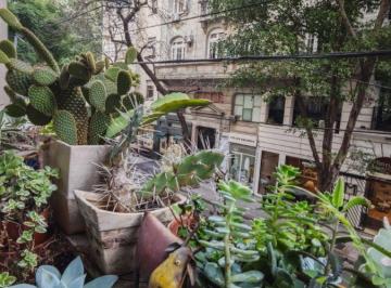 Departamento de 4 ambientes, Recoleta · Plaza Vicente Lopez Elegante Edif. Frances